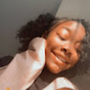 Meet your Posher, Vivienne